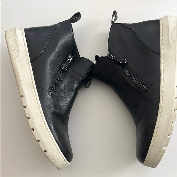 Vionic Women’s Black Brinkley Ankle Leather Platform Sneaker Boots Size 10 - Picture 3 of 10